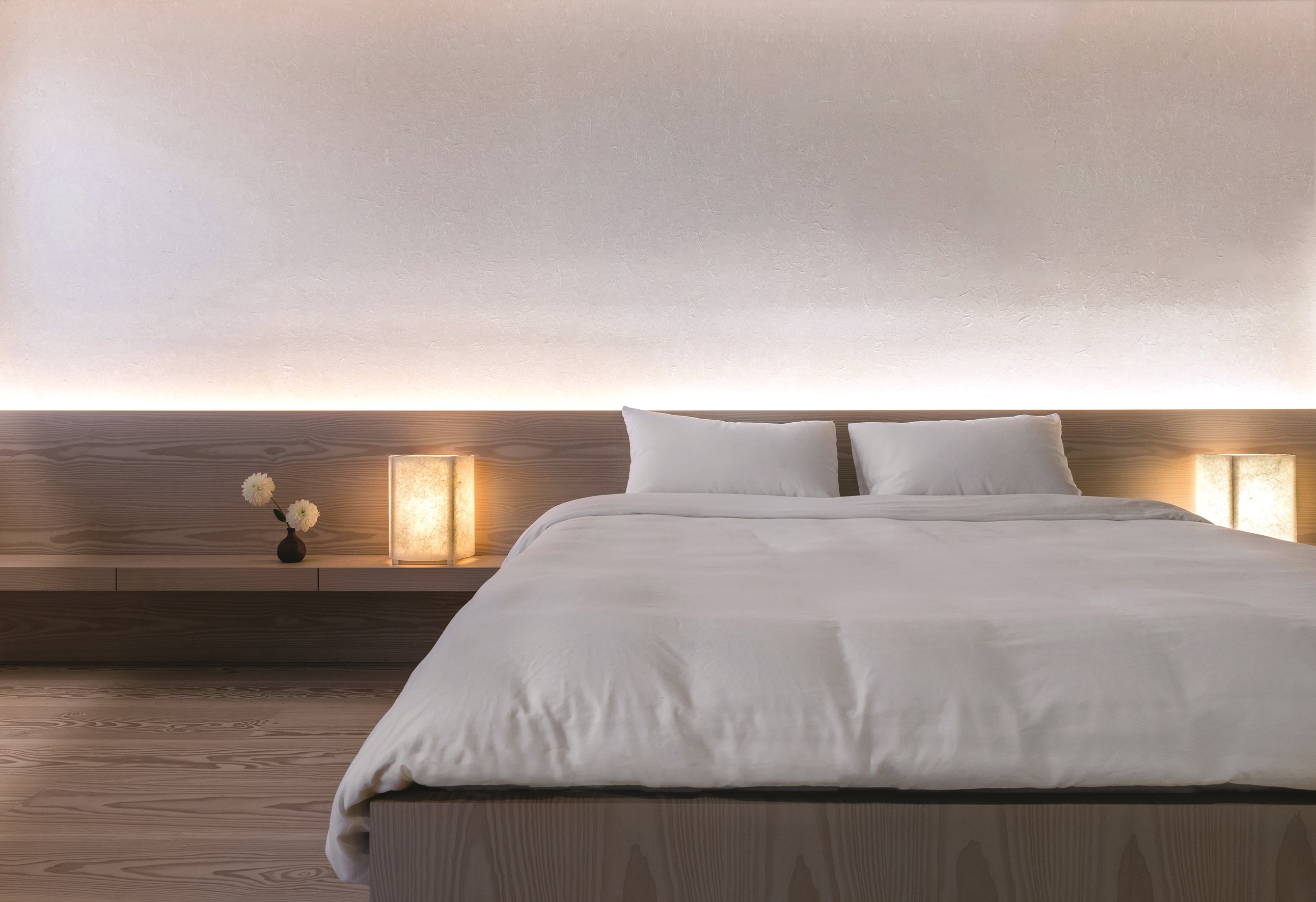 douglas fir floor lye white oil miller apartment bedroom dinesen.jpg 