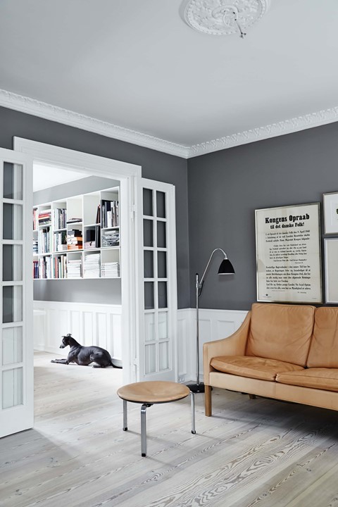 pine-floor_lye-white-soap_hallinsgade_living-room_dinesen_02.jpg