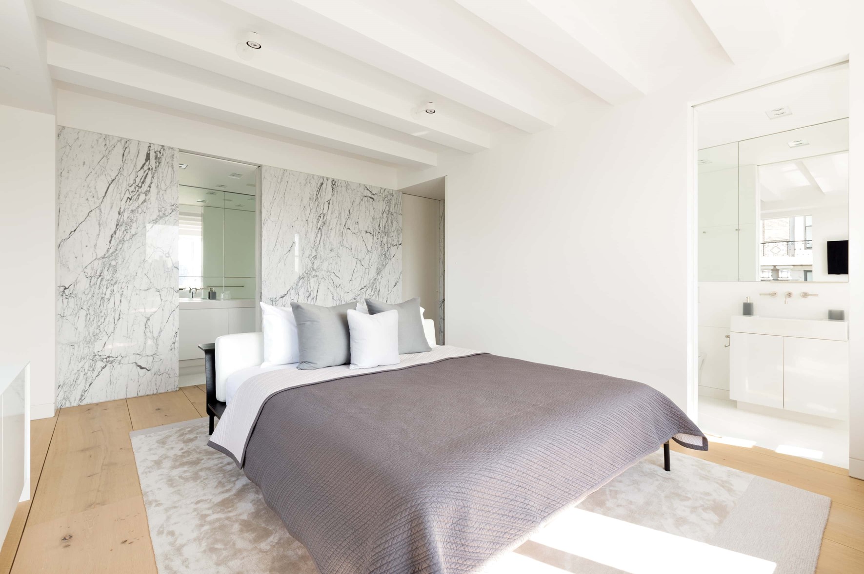 solid oak flooring natural oil central park living room dinesen.jpg