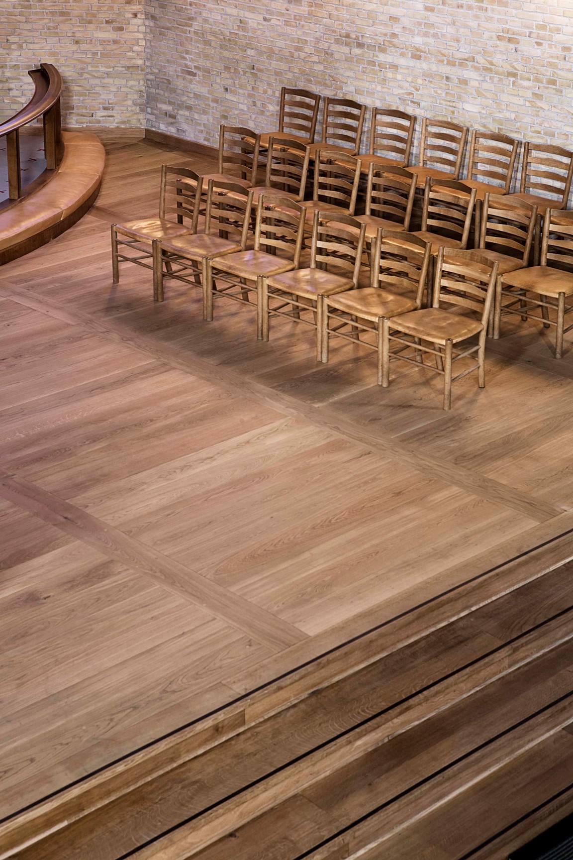oak wood flooring hellerup church dinesen.jpg