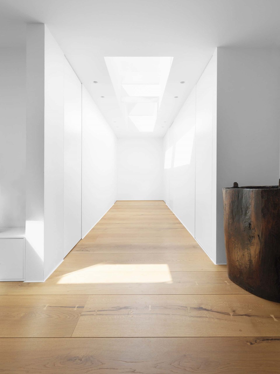 heartoak-flooring-oak_natural-oil_sjaelland_hallway_dinesen.jpg