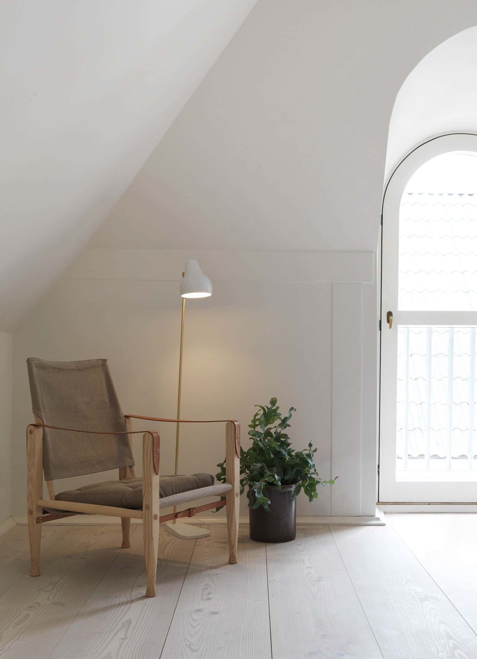 douglas fir floor lye white soap underfloor heating chair dinesen country home.jpg