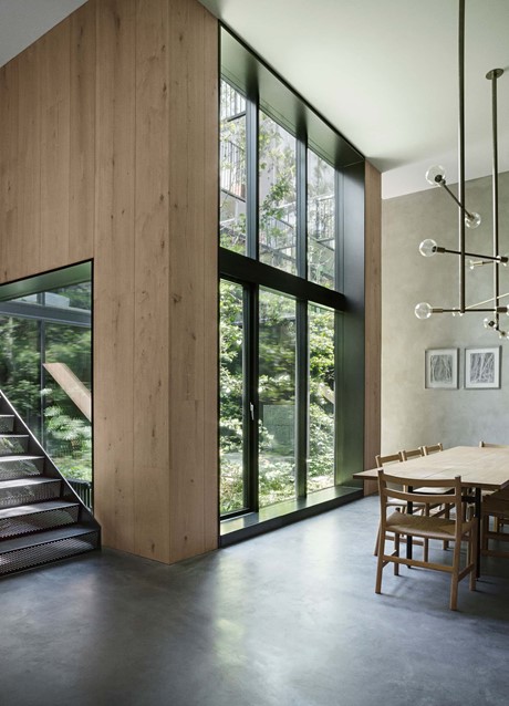 oak-hardwood-plank-flooring-heartoak_natural-oil_peters-house_wall-cladding_dinesen.jpg