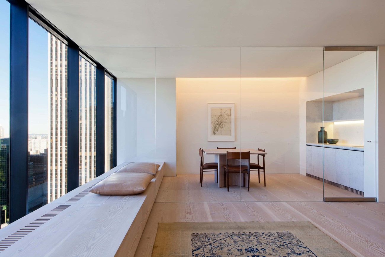 douglas-flooring_lye-and-white-soap_central-park-office_mirror-wall_dinesen.jpg