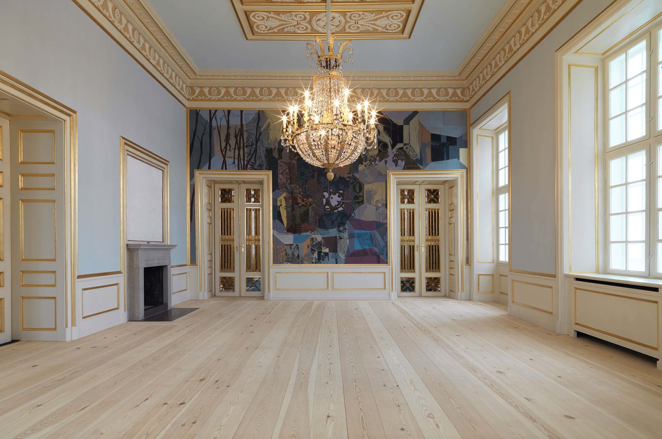 pine-plank-floor_natural-soap_amailienborg-slot-copenhagen_dinesen.jpg