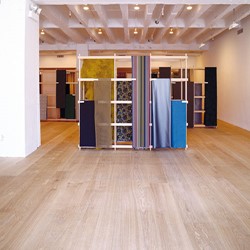 Oak-flooring-Kvadrat-Maharam-Chicago.jpg