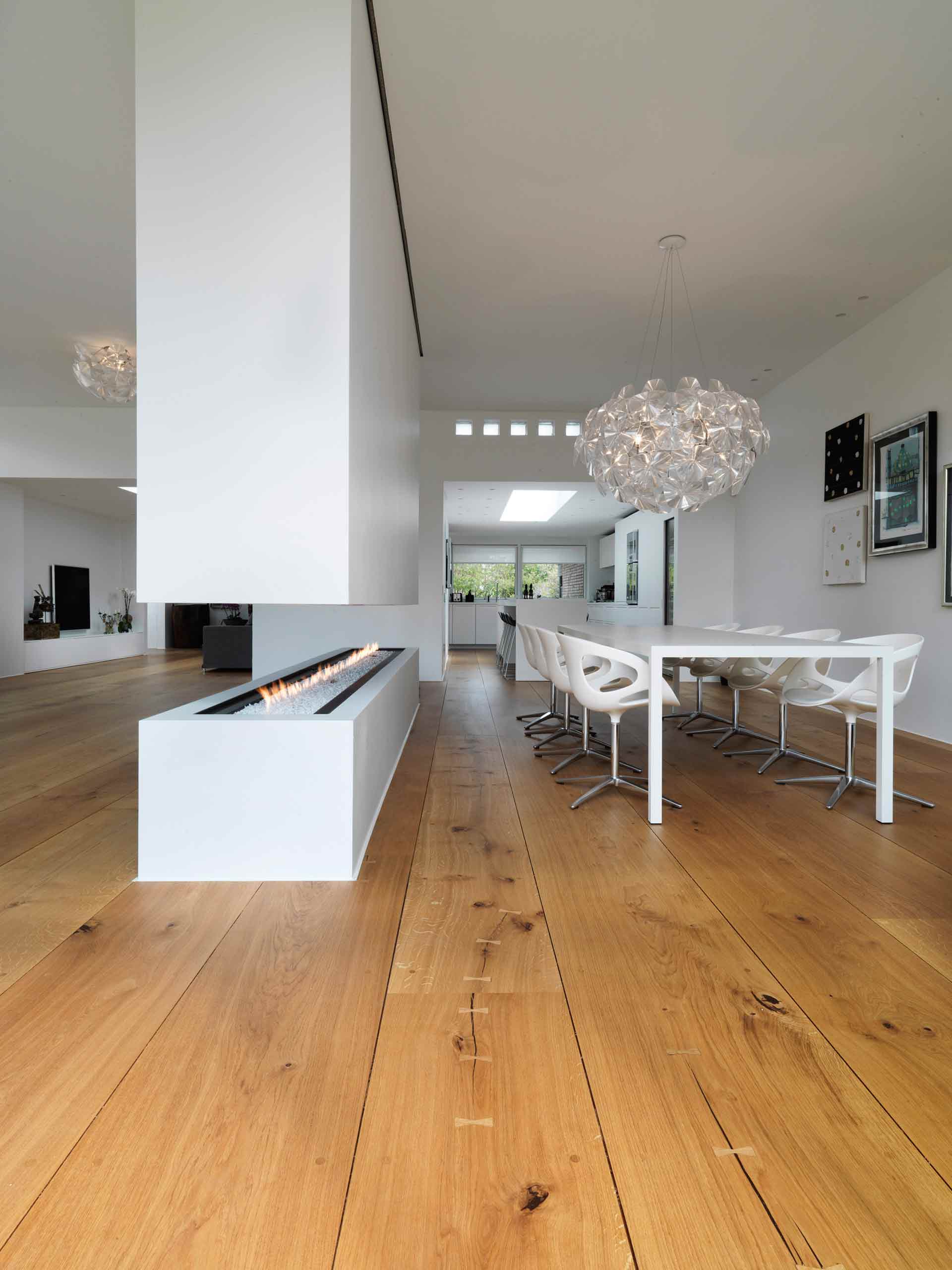 Heartoak-Dinesen-Zealand-Residence-plank-flooring-01.jpg (1)