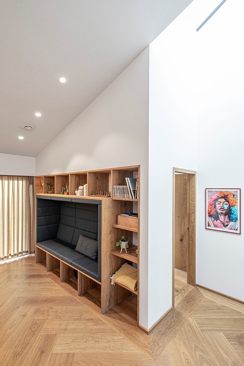 Oak Pattern Classic – 30x250 – 1 m – NO – Villa E – C.F. Møller Architects – Photo Julian Weyer – 25 – NOT PR.jpg