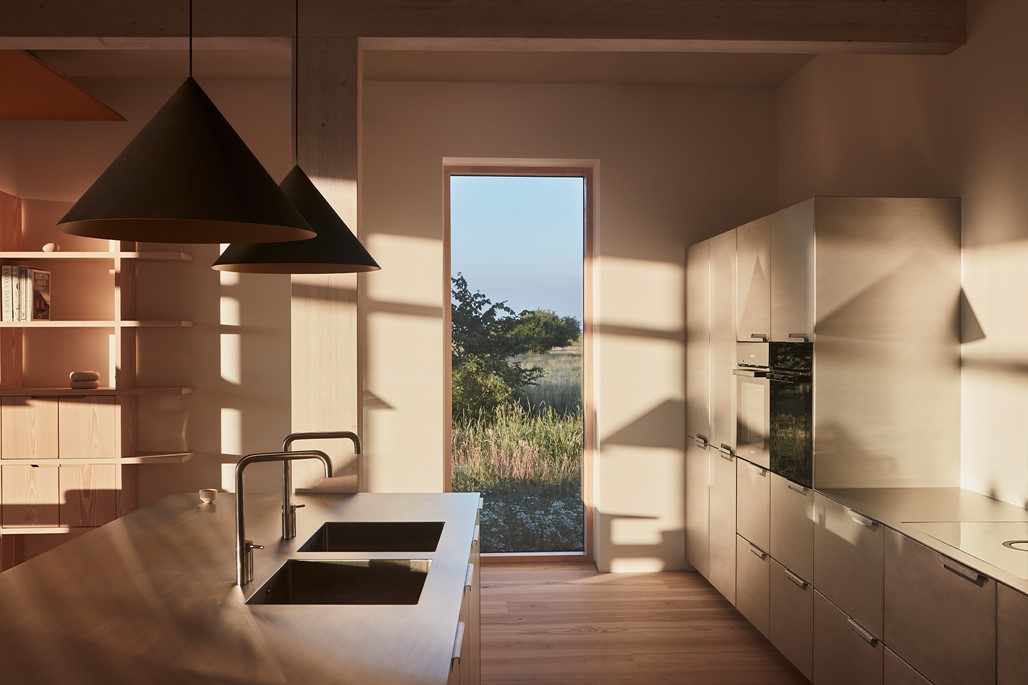 Ash Natural - F22x250 - 2-5 m - LO - Modular Circle House - Studio Pneuma - Photo Claus Troelsgaard - 14 - PR.jpg