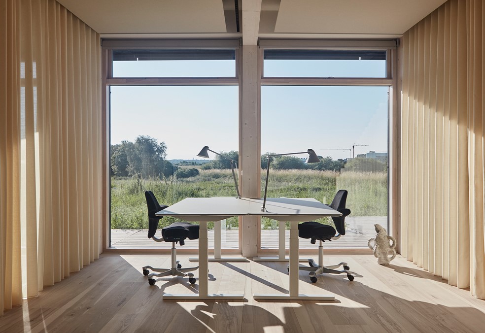 Ash Natural - F22x250 - 2-5 m - LO - Modular Circle House - Studio Pneuma - Photo Claus Troelsgaard - 15 - PR.jpg