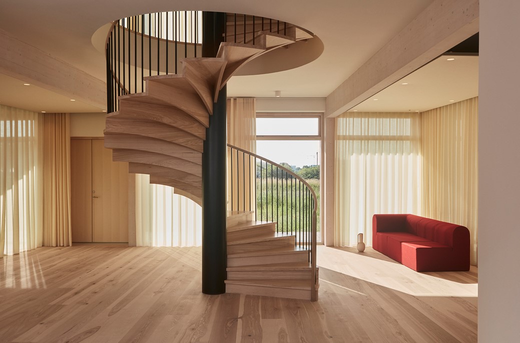 Ash Natural - F22x250 - 2-5 m - LO - Modular Circle House - Studio Pneuma - Photo Claus Troelsgaard - 16 - PR.jpg