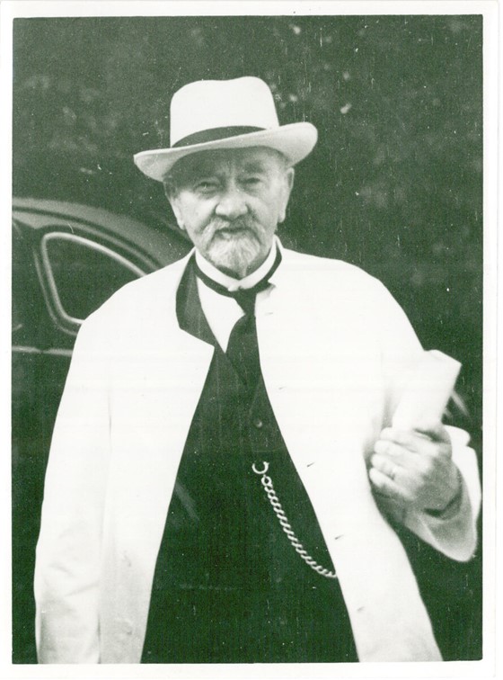 Hans Peter Diensen 1 generation.jpg