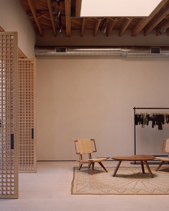 Douglas Classic – F28x350 – 5-7 m – LO and Bona special oil frost-white – Lonely Melrose – USA – Knight Associates – Photo Rory Gardiner – 05.jpg