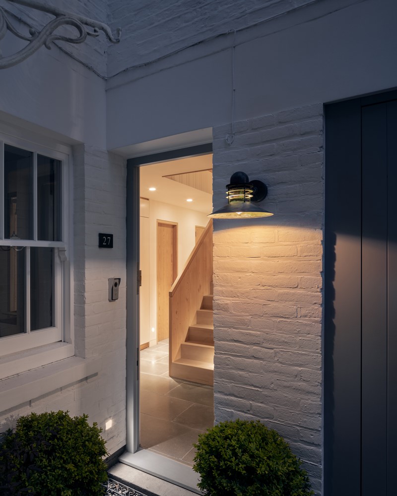 Douglas Natural - MW28x250-300-350 - LWS - Danish Mews House - UK - Neil Dusheiko Architects - Photographer Ståle Eriksen - NOT PR1.jpg