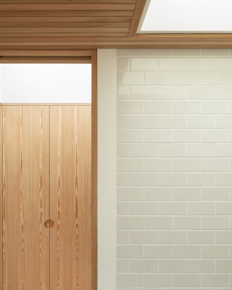 Douglas Natural - MW28x250-300-350 - LWS - Danish Mews House - UK - Neil Dusheiko Architects - Photographer Ståle Eriksen - NOT PR8.jpg