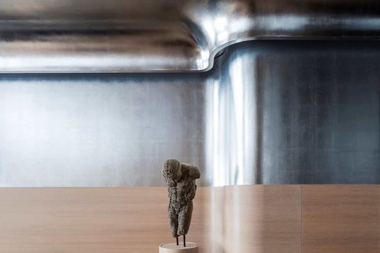 Oak Classic - CW 30x400, 450, 500 - 2-5 m - LO - Art Deco Residence – US – Ghiora Aharoni Design Studio, New York – Photo Aviad Bar-Ness – 01.jpg