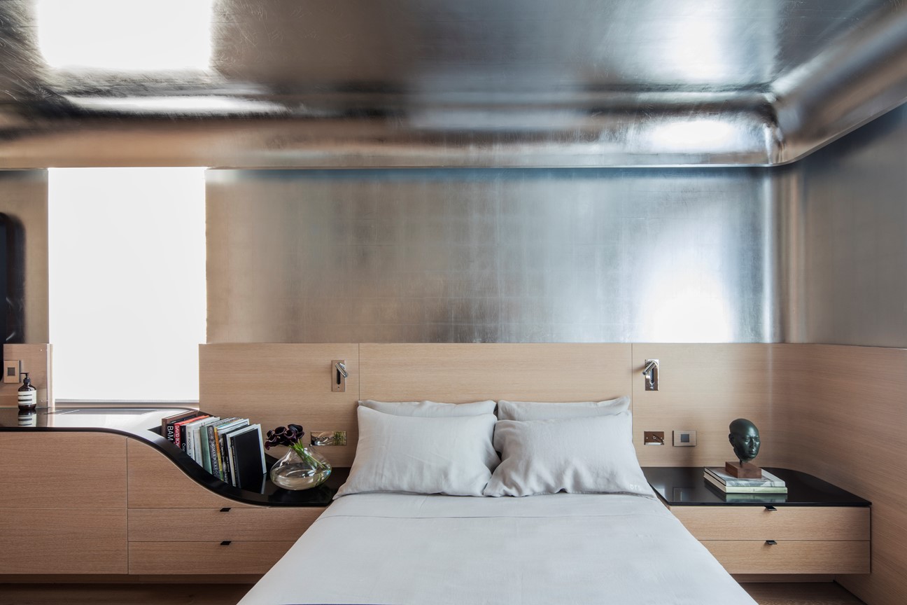 Oak Classic - CW 30x400, 450, 500 - 2-5 m - LO - Art Deco Residence – US – Ghiora Aharoni Design Studio, New York – Photo Aviad Bar-Ness – 09.jpg