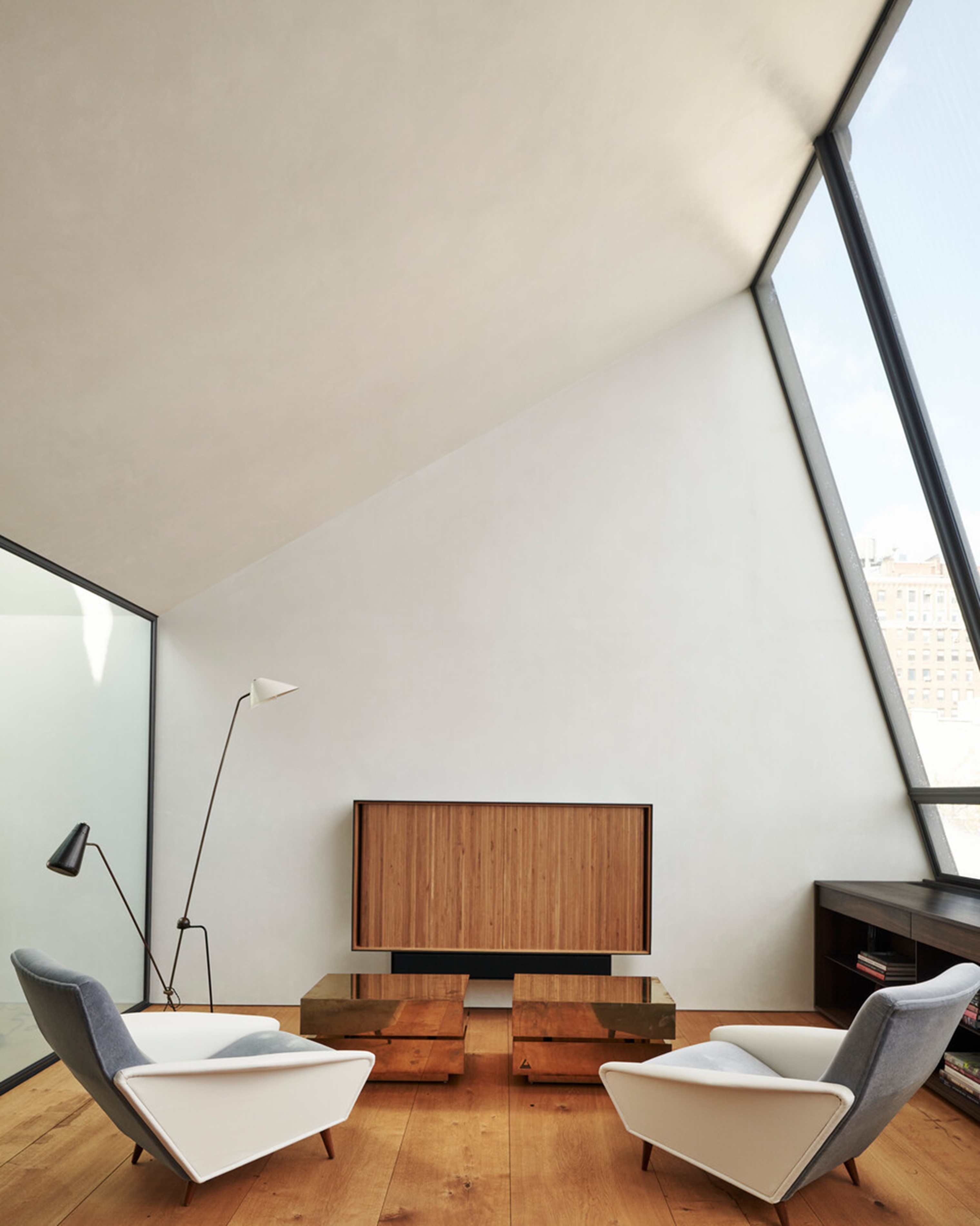 HeartOak _ 30x400-450-500 mm _ 5_8 m _ NO _ Gramercy Park Townhouse _ USA _ O_Neill Rose Architects _ Photo Andrian Gaut _ PR _ Expires 2026 _ 06.jpg
