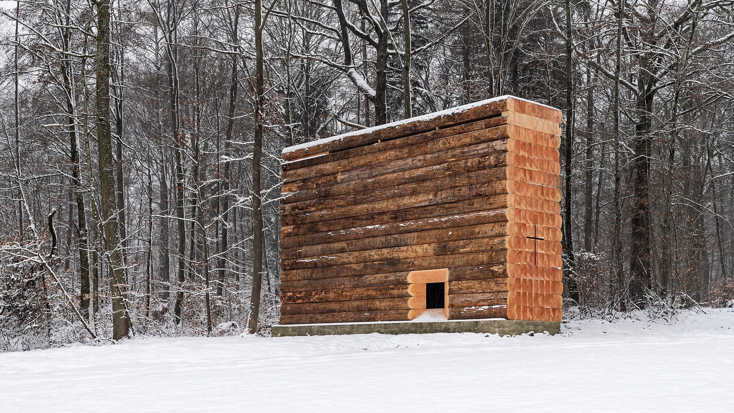 Wooden Chapel - Douglas trunks - John Pawson 15.jpeg