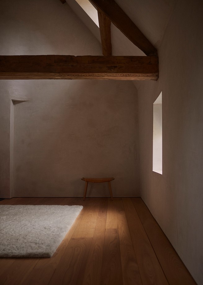 Elm - F30x125-200 - 1-3 m - Home Farm - UK - John Pawson - Photographer Claus Troelsgaard - 10 - PR.jpg