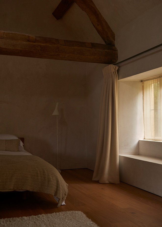 Elm - F30x125-200 - 1-3 m - Home Farm - UK - John Pawson - Photographer Claus Troelsgaard - 13 - PR.jpg