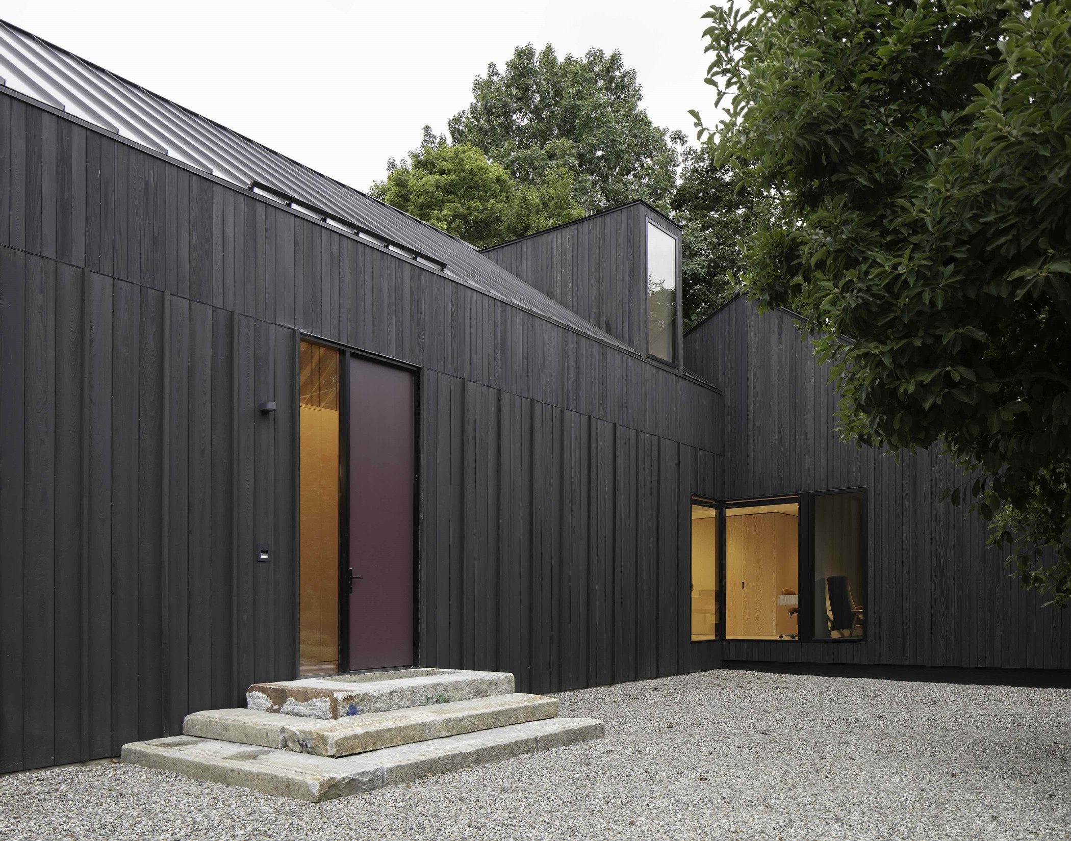 Douglas Classic - 28x300 - 2-5m - WO - US - North Salem Farm - Worrell Yeung - Photo Naho Kubota - PR - 08.jpeg